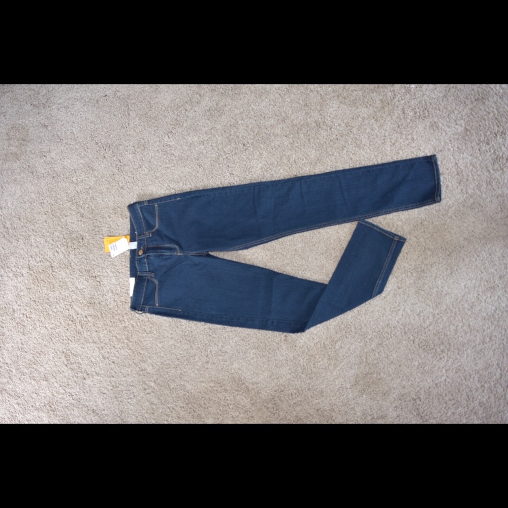 Dark blue skinny ankle jeans